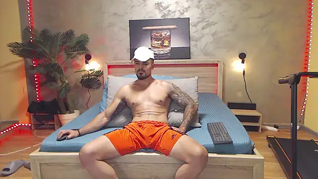Chat XXX en directo de Tiberius_hunk