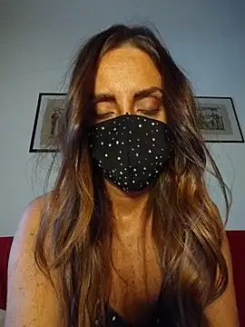 Živý XXX chat Akemi_rossi