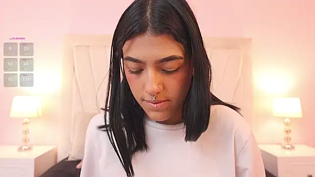 Živý XXX chat Naomi-Collins