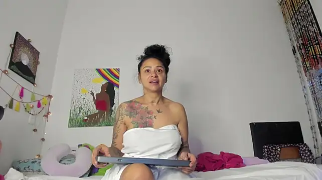 Andrea_Williams_'s Live XXX Chat