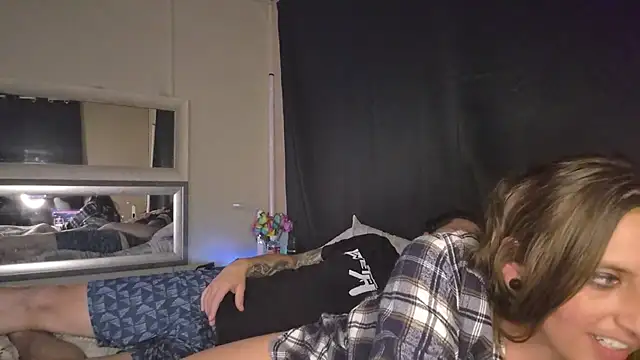 DaddysWetMouth: διαδικτυακό σόου στην κάμερα