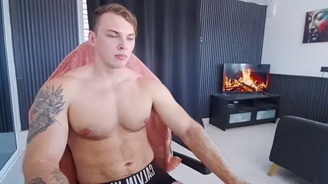 Онлайн чат XXX YourHotGreg