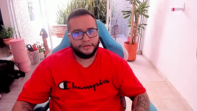 Chat +18 de VINCEDMAGLIOO ao vivo