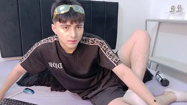 Sembang XXX Secara Langsung LunayDream