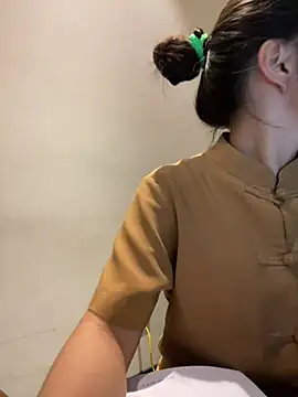 Bella_7777 现场XXX聊天