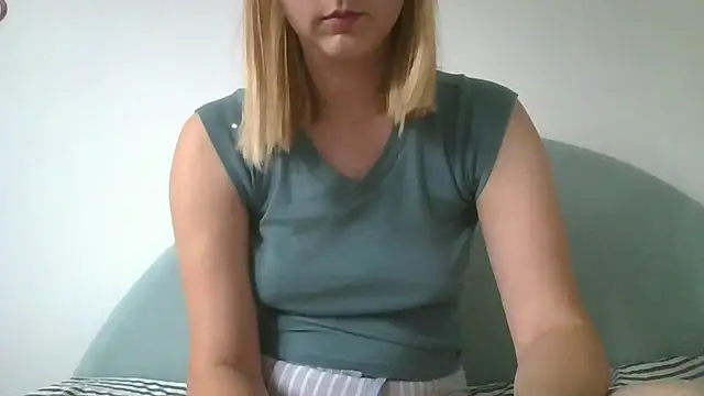 dirty_sasha00 Adlı Modelin Canlı XXX Sohbeti