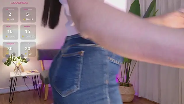 Chat XXX en directo de Megaan___