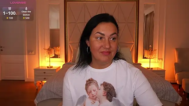 VelvetLuck's Live XXX Chat