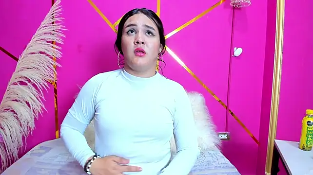 luna-bella183n Live XXX chat
