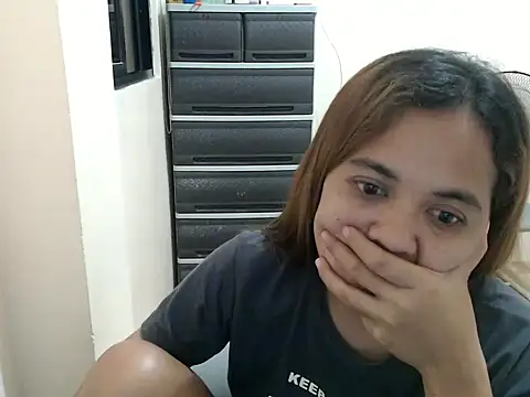 xTheLastVIRGINx live XXX chat