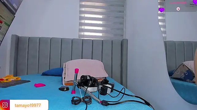 _kaarla_'s Live XXX Chat