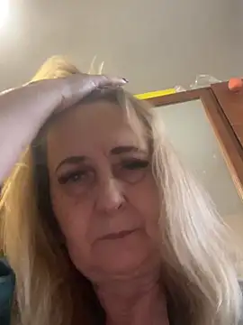 Chat XXX en directo de Irina2909@xh