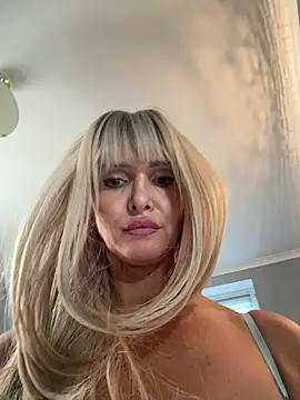 NaughtyNinky Obrolan Langsung XXX
