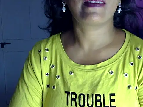 Zara_Sidd Live XXX-chat