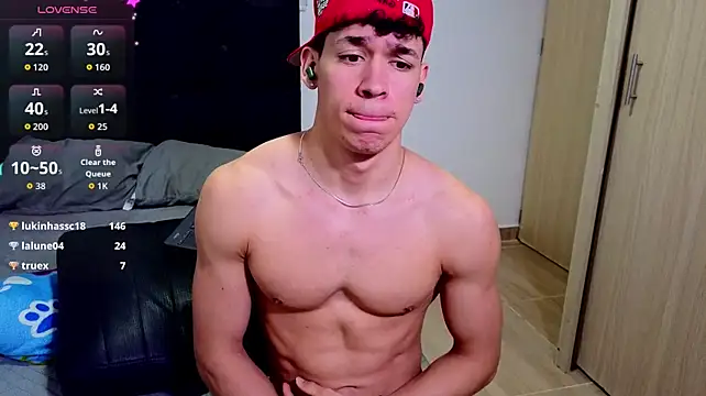 XXX chat uživo modela Luke_Muscle