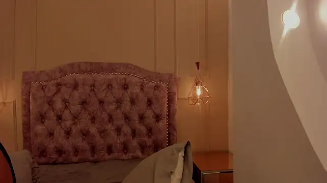 Charlie___Musk Show Webcam