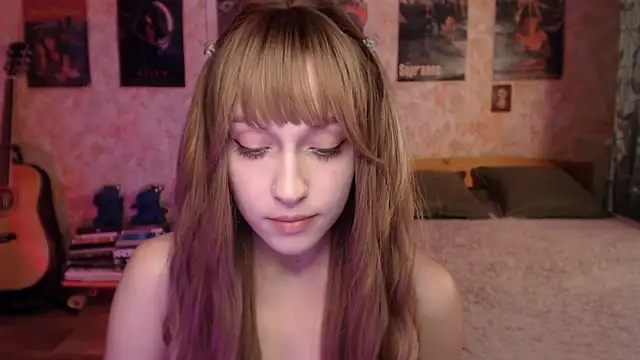 Friendly_Ellie Live XXX-Chat