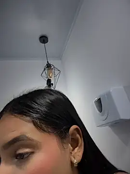 Kinky_DoctorX লাইভ XXX চ্যাট