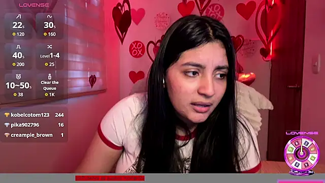 cloe_small's Live XXX Chat