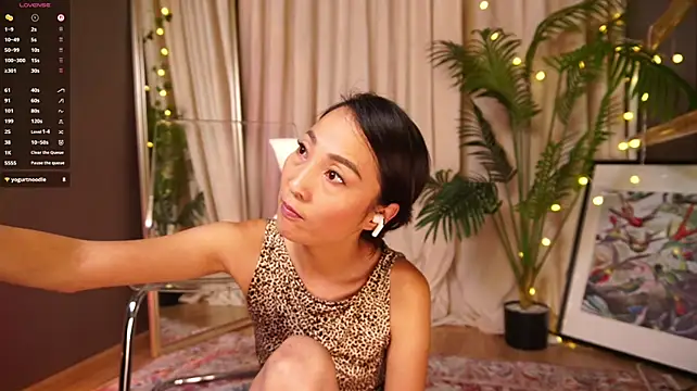 1reisatumi_'s Live XXX Chat