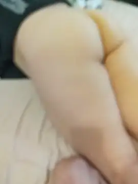 SweetDen Chat XXX live