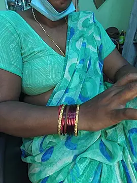 Tamilselviroja- Live XXX-Chat