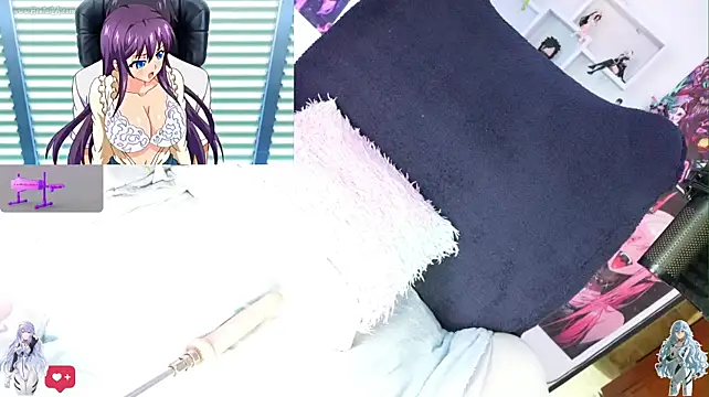 Kira--n Live XXX chat
