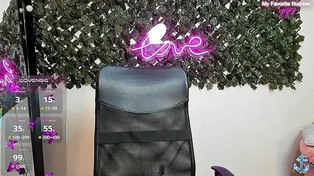 Živý XXX chat DestinyHills