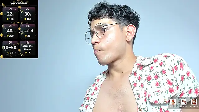 Benjamin_Buster Live XXX-Chat