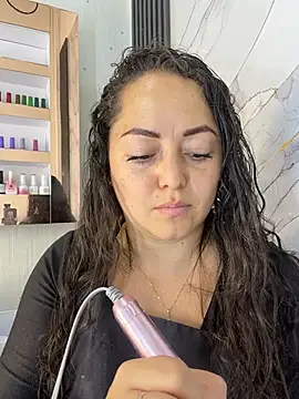 Nails_Lucia: онлайн-секс-чат