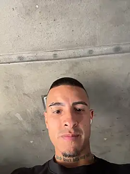 willclayy 라이브 XXX 채팅
