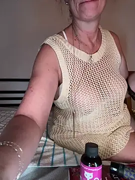XXX chat uživo modela TheDime