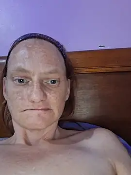 הופעת וובקאם של bam420bam