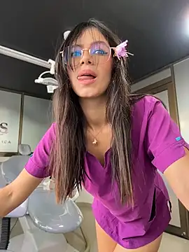 แชท XXX สดของ iris_cuteface