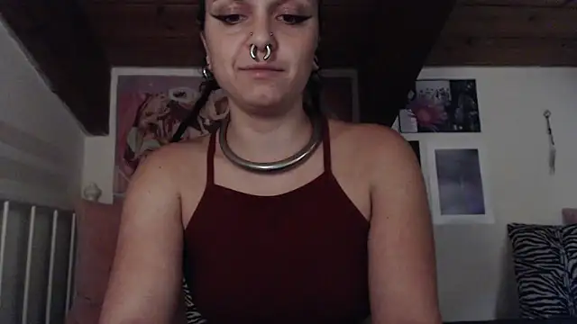 metamorphosiskin's Live XXX Chat