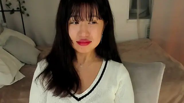 Erika_Kim Chat XXX in diretta