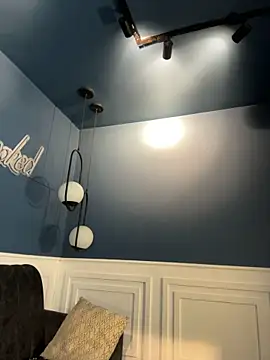 Luxa_Velvet Adlı Modelin Canlı XXX Sohbeti