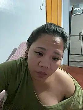 Chat XXX Live -CLARAMommy-