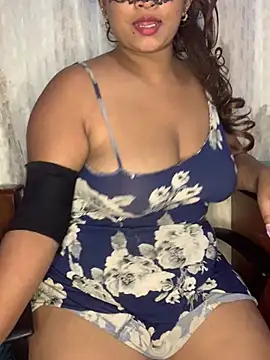 XXX chat uživo modela RedRos01