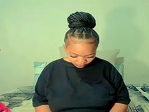 ebonyshy123 live XXX chat