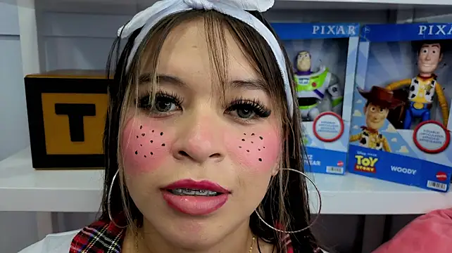 miss__evolet Chat XXX live