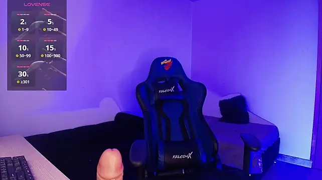 Živý XXX chat Nicolwhitee