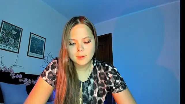 Chat XXX ao vivo de Kira_love_81
