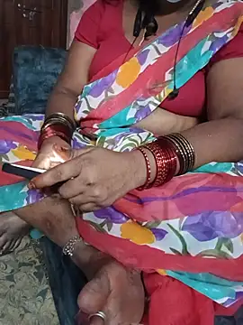 Tamil-lakhmi Live XXX-Chat