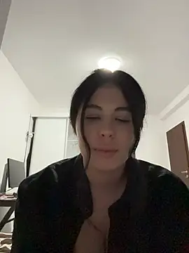 XXX chat uživo modela DaianaKimberly