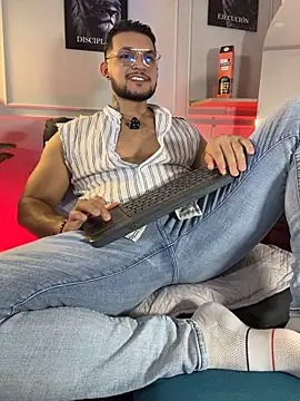 Marco_Vega élő XXX-chatje