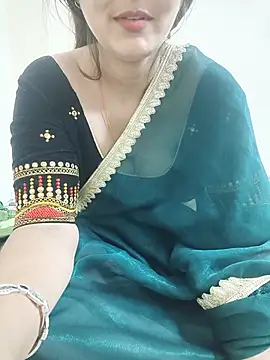 XXX chat uživo modela saijal_rao