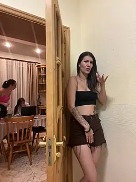 Chat +18 de RussianGirls_ ao vivo