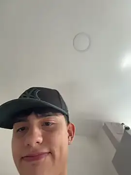 Lander_Cruz Adlı Modelin Canlı XXX Sohbeti
