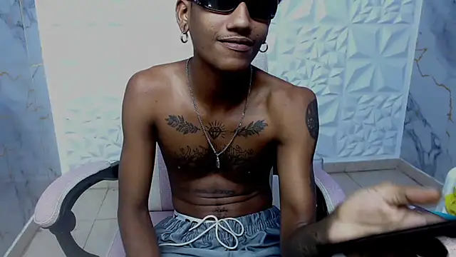 Chat +18 de ManSant ao vivo